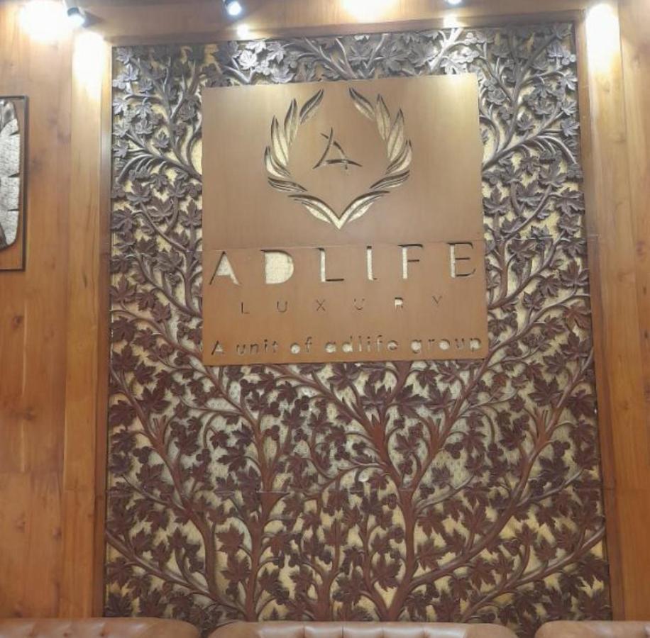 Hotel Adlife Luxury Srīnagar Buitenkant foto