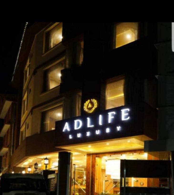 Hotel Adlife Luxury Srīnagar Buitenkant foto